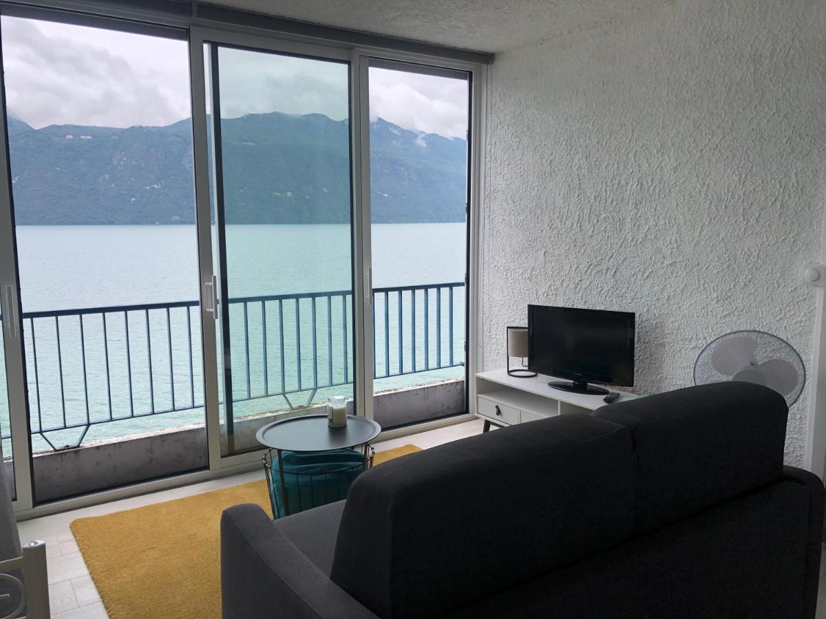 Le Lamartine, Vue Magnifique Face Au Lac Du Bourget エクスレバン エクステリア 写真